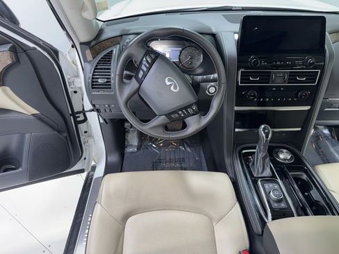Used 2024 INFINITI QX80 Premium Select w/ Cargo Package image 19
