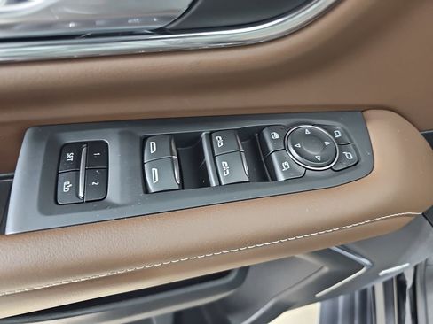 Certified 2023 Chevrolet Tahoe High Country AWD/4WD image 35
