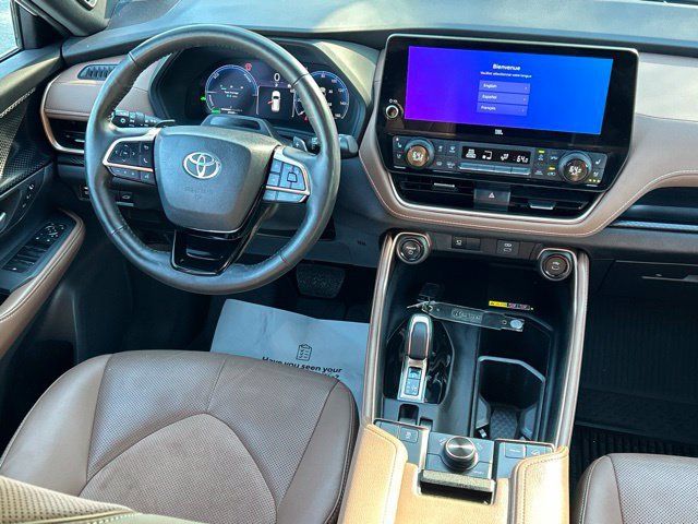 Used 2026 Toyota Grand Highlander AWD Hybrid image 47