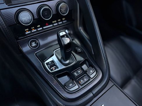Used 2016 Jaguar F-TYPE R image 20