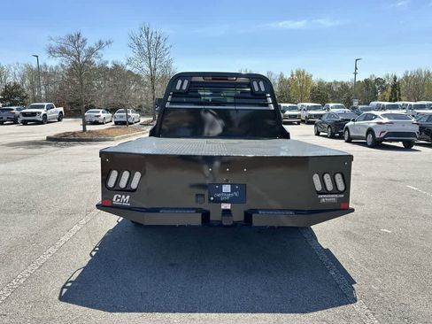 New 2025 GMC Sierra 3500 Pro w/ Convenience Package image 6