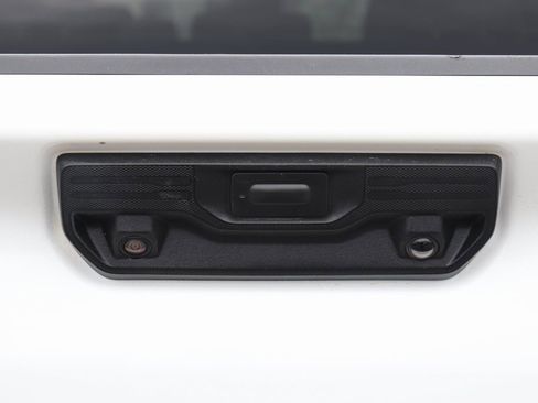 Used 2022 Chevrolet Silverado 2500 Custom w/ Custom Value Package image 42