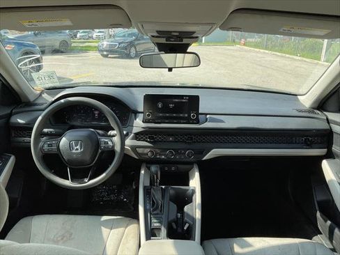 Used 2025 Honda Accord LX image 21