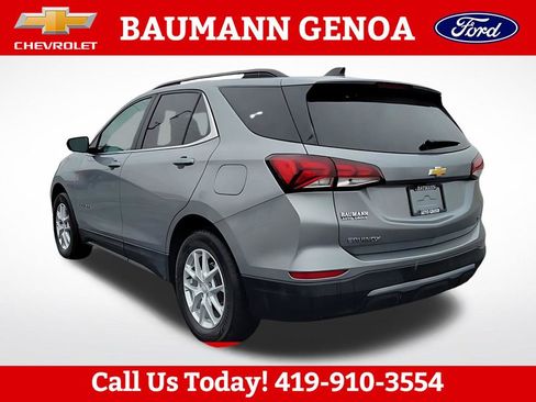 Used 2024 Chevrolet Equinox LT FWD image 11