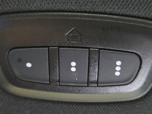 Used 2024 Jeep Grand Cherokee Limited w/ Luxury Tech Group II image 50