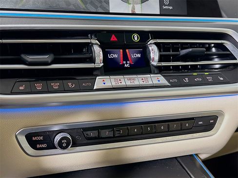 Used 2022 BMW X5 xDrive45e w/ Executive Package image 8