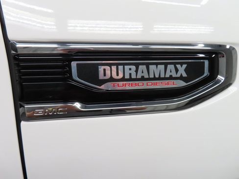 Used 2021 GMC Sierra 1500 SLE image 44