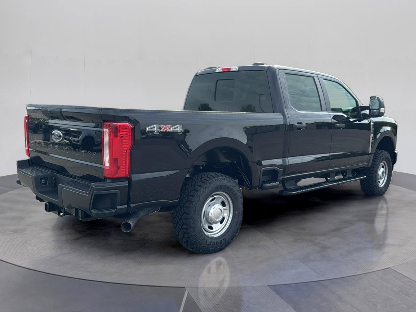 Certified 2026 Ford F250 XL w/ XL Off-Road Package AWD/4WD image 6