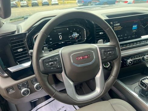 Used 2024 GMC Sierra 1500 SLT w/ SLT Premium Plus Package image 11