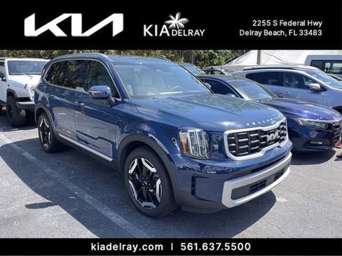 Used 2024 Kia Telluride S w/ S Sunroof Package image 6