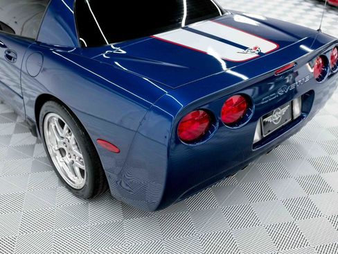 Used 2004 Chevrolet Corvette Z06 w/ Z06 Preferred Equipment Group image 35