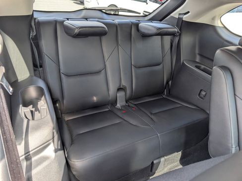 Used 2023 MAZDA CX-9 Touring image 13