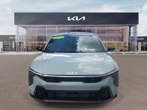 Certified 2025 Kia K4 GT-Line Turbo image 2