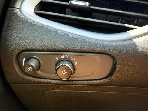 Used 2023 Chevrolet Malibu LT FWD image 22