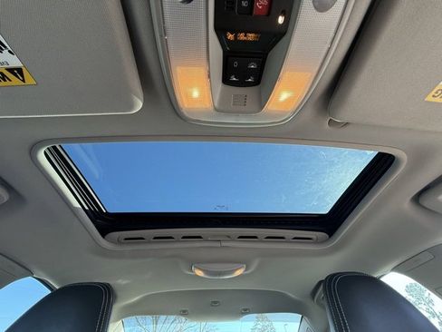 Used 2017 Volvo S60 T5 Dynamic image 39