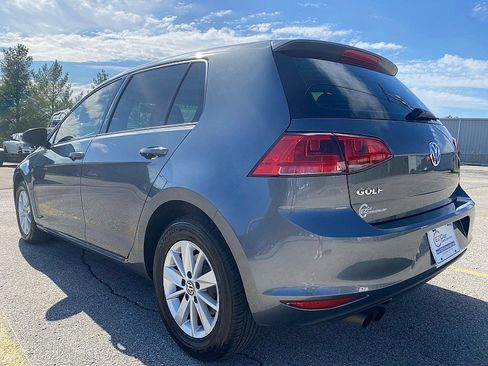 Used 2015 Volkswagen Golf S image 6