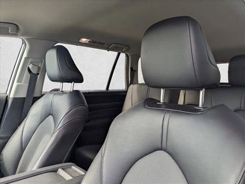 Used 2025 Toyota Grand Highlander FWD image 14