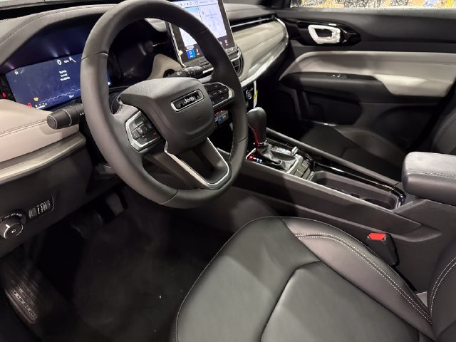 New 2026 Jeep Compass Limited AWD/4WD image 21