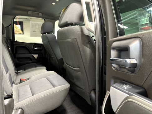 Used 2019 Chevrolet Silverado 1500 LT w/ All Star Edition image 19