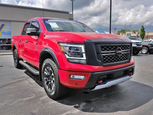 Used 2021 Nissan Titan PRO-4X w/ Pro-4x Convenience Package AWD/4WD image 1