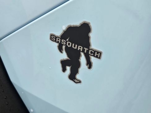 New 2025 Ford Bronco Heritage Edition image 31