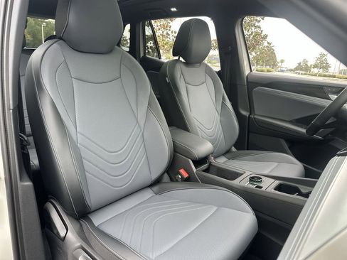 New 2026 Volkswagen Tiguan SE R-Line image 26