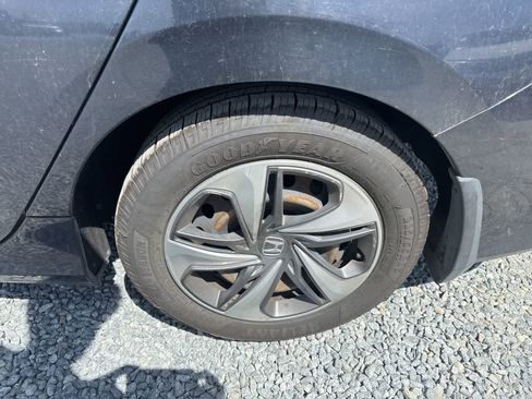 Used 2020 Honda Civic LX image 9