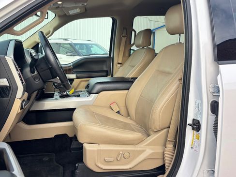 Used 2016 Ford F150 Lariat w/ Equipment Group 502A Luxury image 21