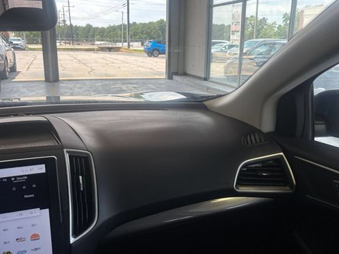 Used 2024 Ford Edge SEL AWD/4WD image 35