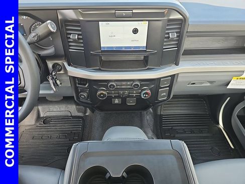New 2025 Ford F250 XL w/ FX4 Off-Road Package image 18