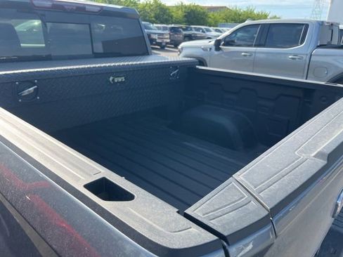 Used 2021 GMC Sierra 1500 AT4 w/ AT4 Premium Package AWD/4WD image 14