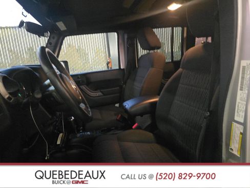 Used 2012 Jeep Wrangler Unlimited Sport image 7