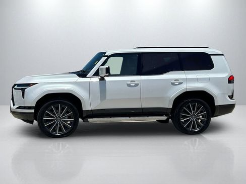 Used 2025 Lexus GX 550 w/ Accessory Package (2T) AWD/4WD image 8