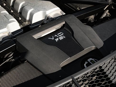 Used 2017 Audi R8 V10 plus image 33