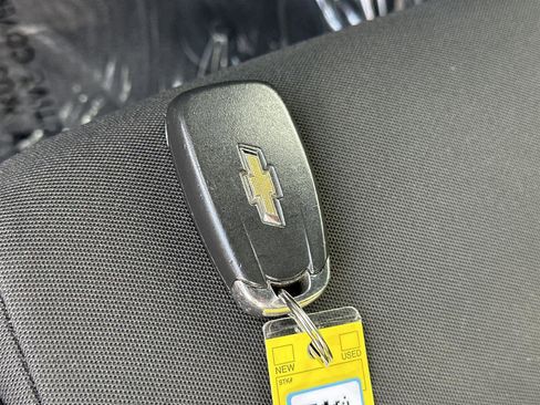 Used 2019 Chevrolet Camaro LT image 20