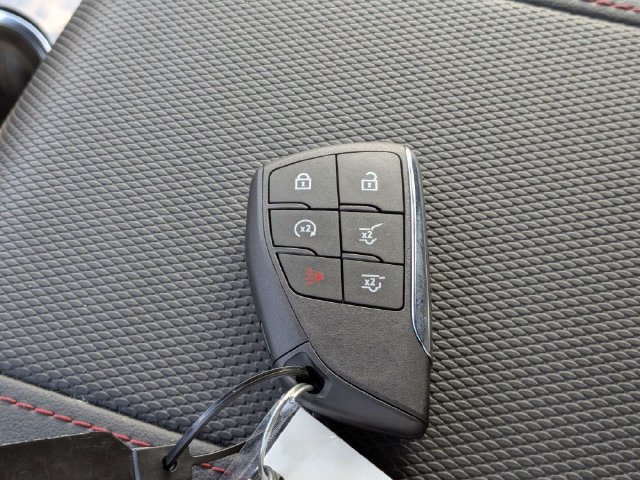 Used 2025 Chevrolet Suburban RST w/ Comfort Package RWD image 32
