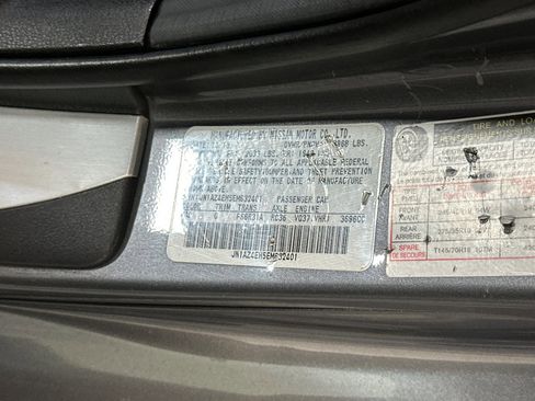 Used 2014 Nissan 370Z Touring w/ Sport Package image 52