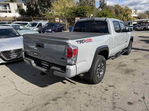 Used 2021 Toyota Tacoma TRD Off-Road w/ Technology Package image 25
