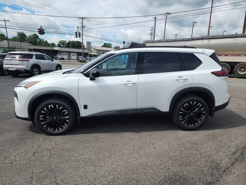 New 2026 Nissan Rogue Dark Armor AWD/4WD image 5