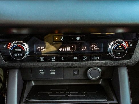 New 2026 Mitsubishi Outlander AWD image 23
