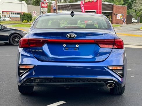 Used 2020 Kia Forte LXS FWD image 5