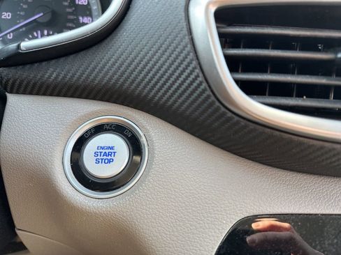 Used 2019 Hyundai Tucson Sport image 8