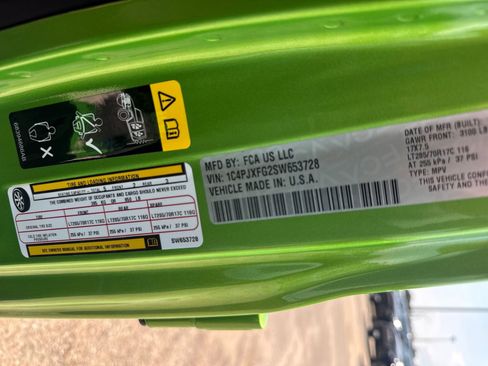 New 2025 Jeep Wrangler Unlimited Rubicon image 31