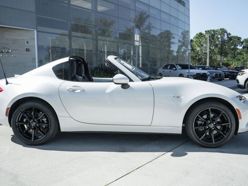 Used 2018 MAZDA MX-5 Miata RF Grand Touring RWD image 29