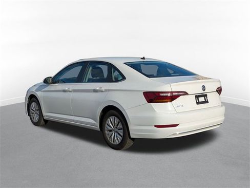 Used 2019 Volkswagen Jetta S w/ Driver Assistance Package image 4