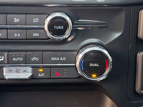 Used 2022 Ford F150 XLT w/ Equipment Group 302A High AWD/4WD image 18