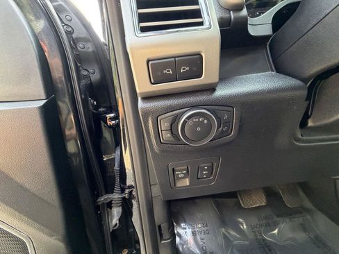 Used 2016 Ford F150 Lariat w/ Equipment Group 501A Mid AWD/4WD image 16