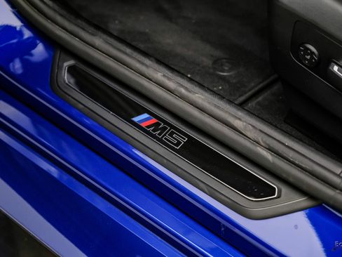 Used 2025 BMW M5 w/ Carbon Package AWD/4WD image 43