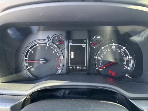 Used 2021 Toyota 4Runner SR5 Premium AWD/4WD image 15