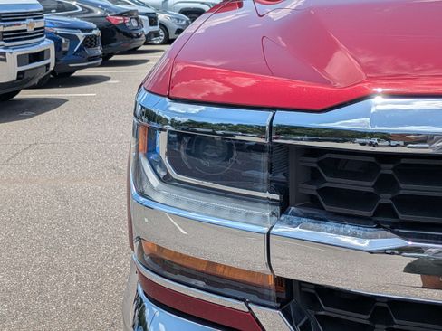 Used 2018 Chevrolet Silverado 1500 LT w/ All Star Edition RWD image 8